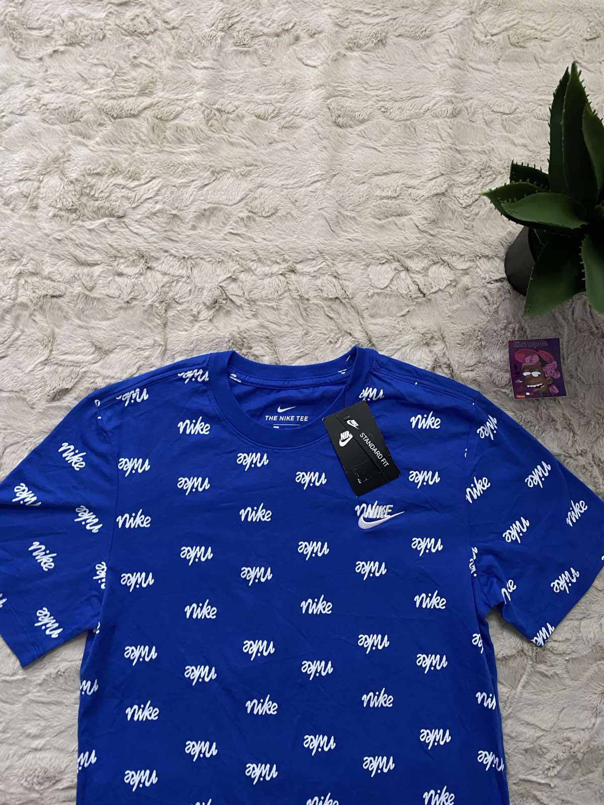 Nike Tee