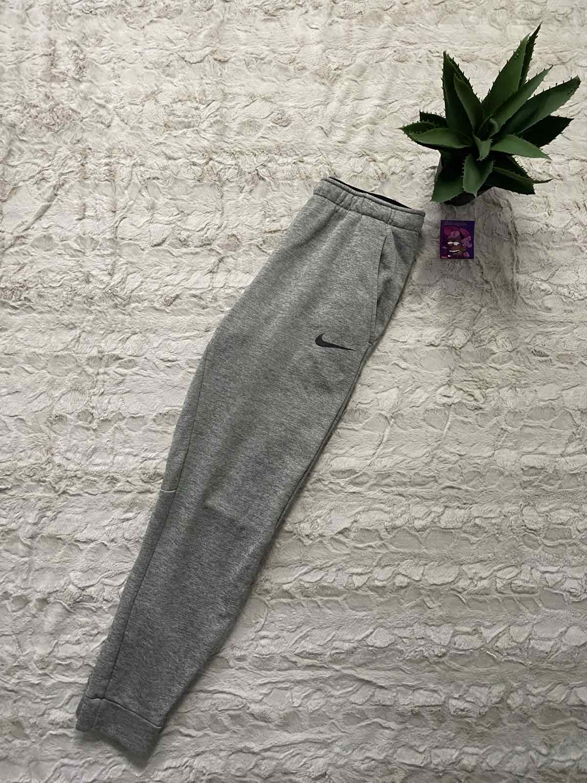 Nike TrackPants