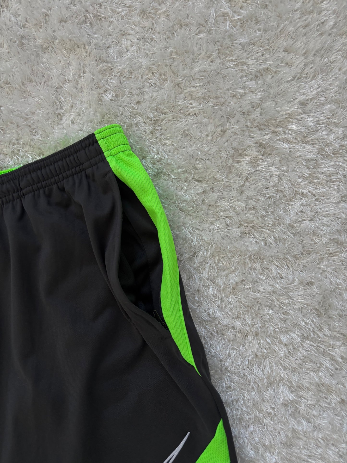 Nike TrackPants