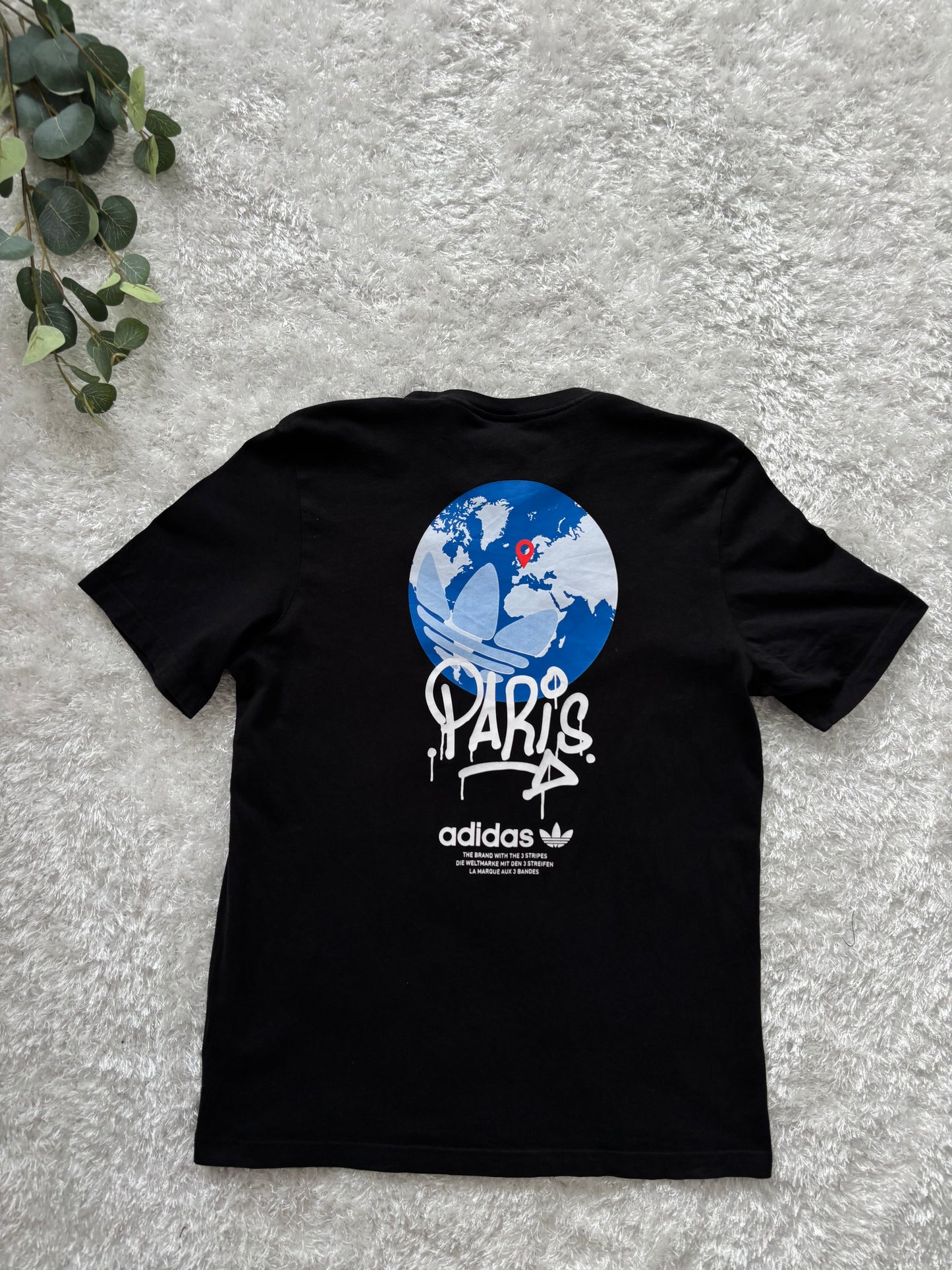 Adidas T-Shirt