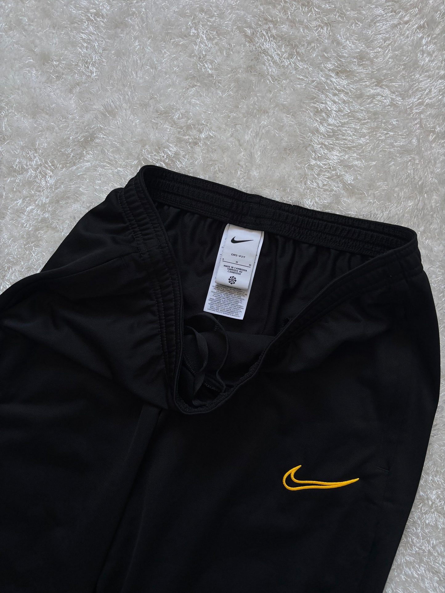 Nike TrackPants