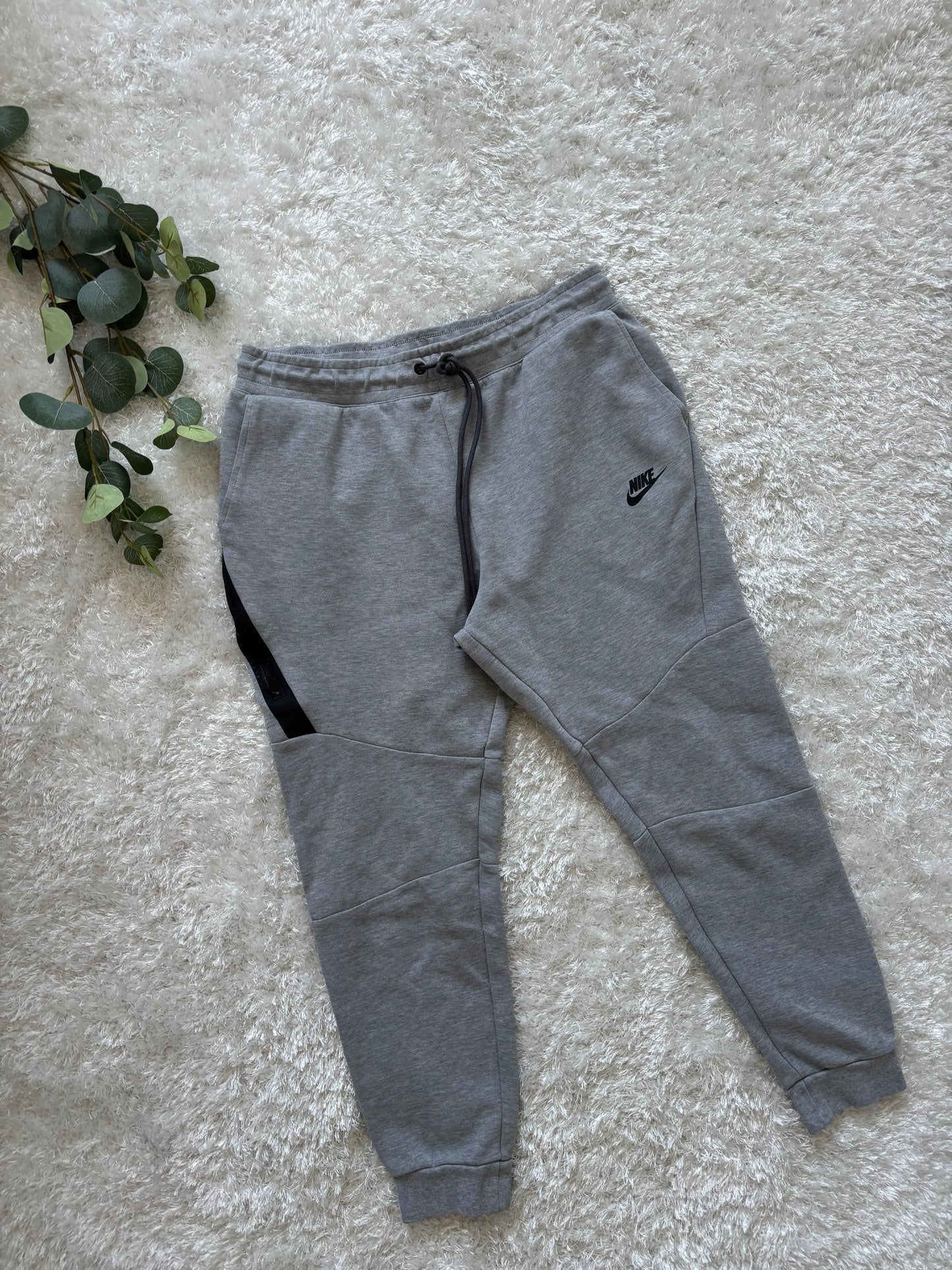 Nike Tech Fleece