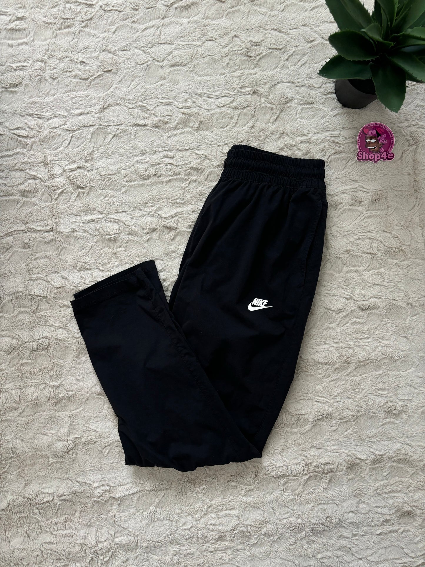 Nike TrackPants