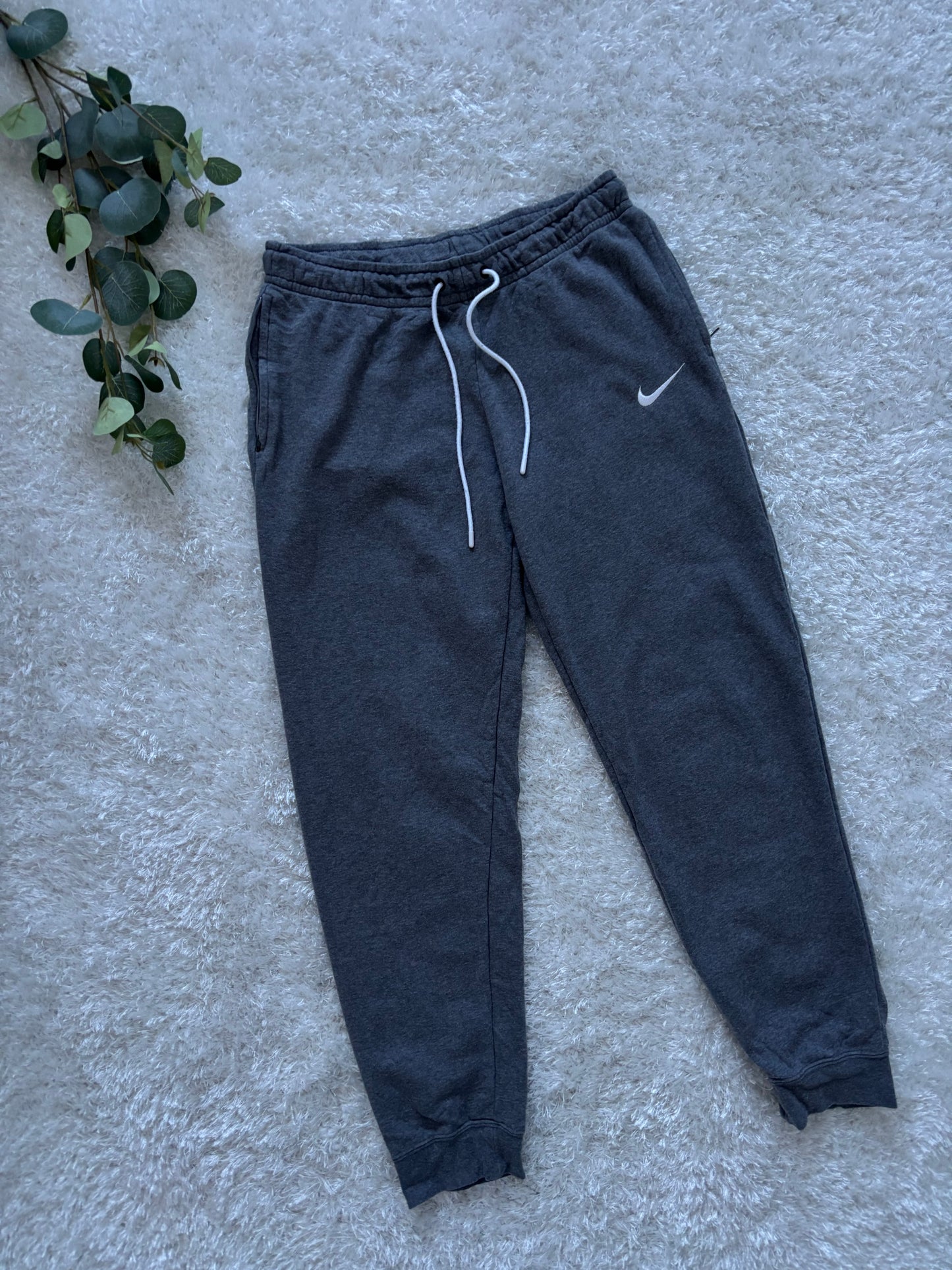 Nike TrackPants