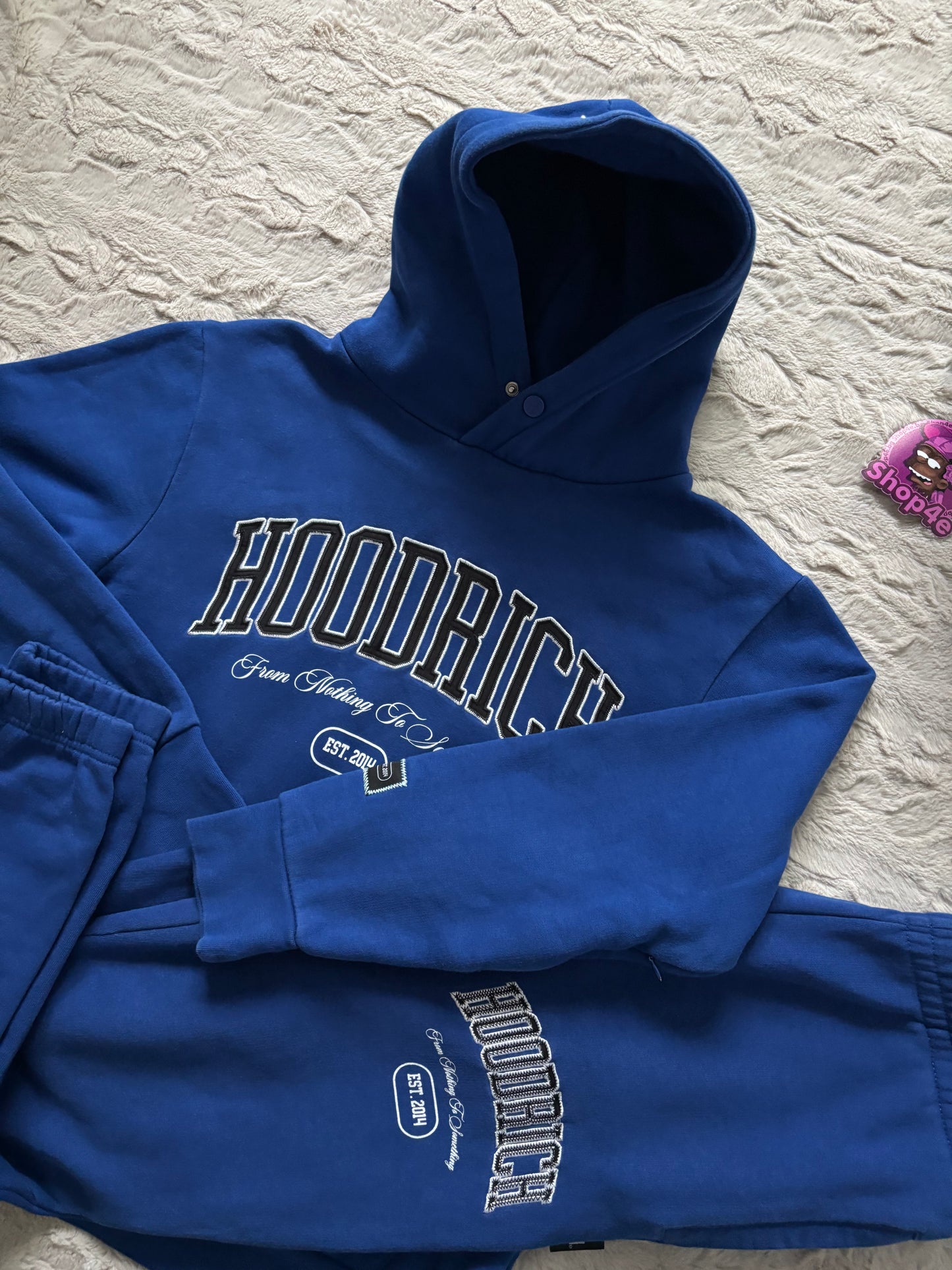 HOODRICH Set