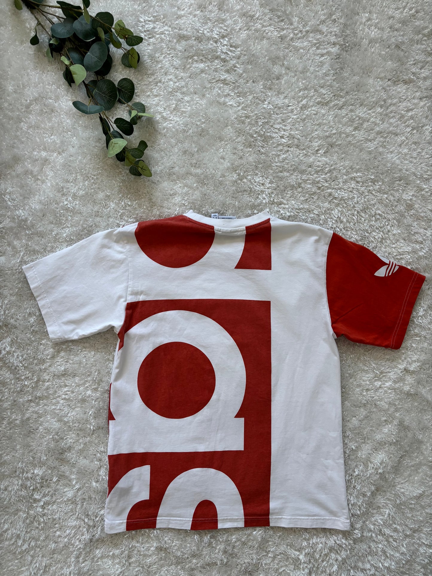 Adidas T-Shirt