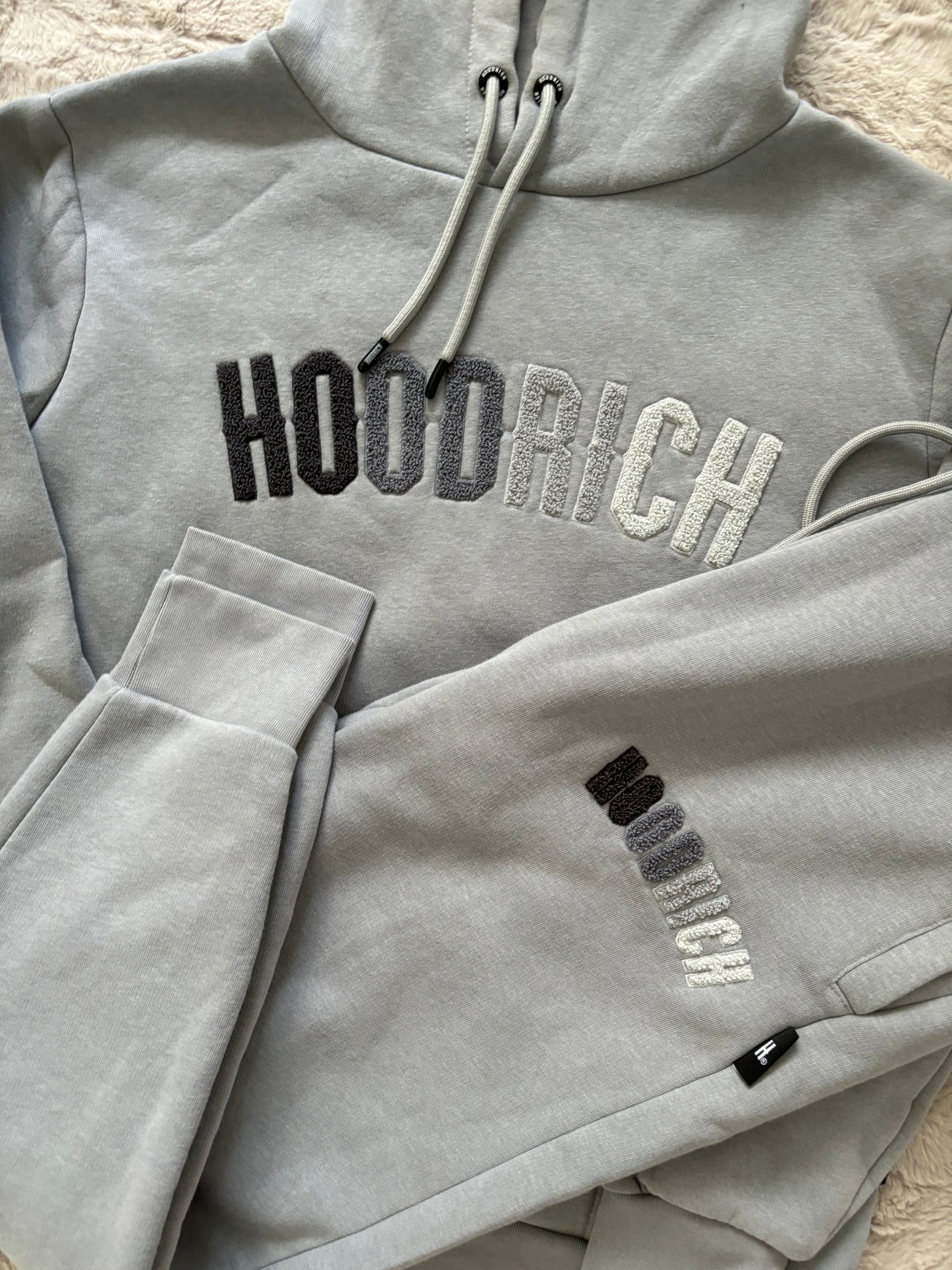 HOODRICH Set