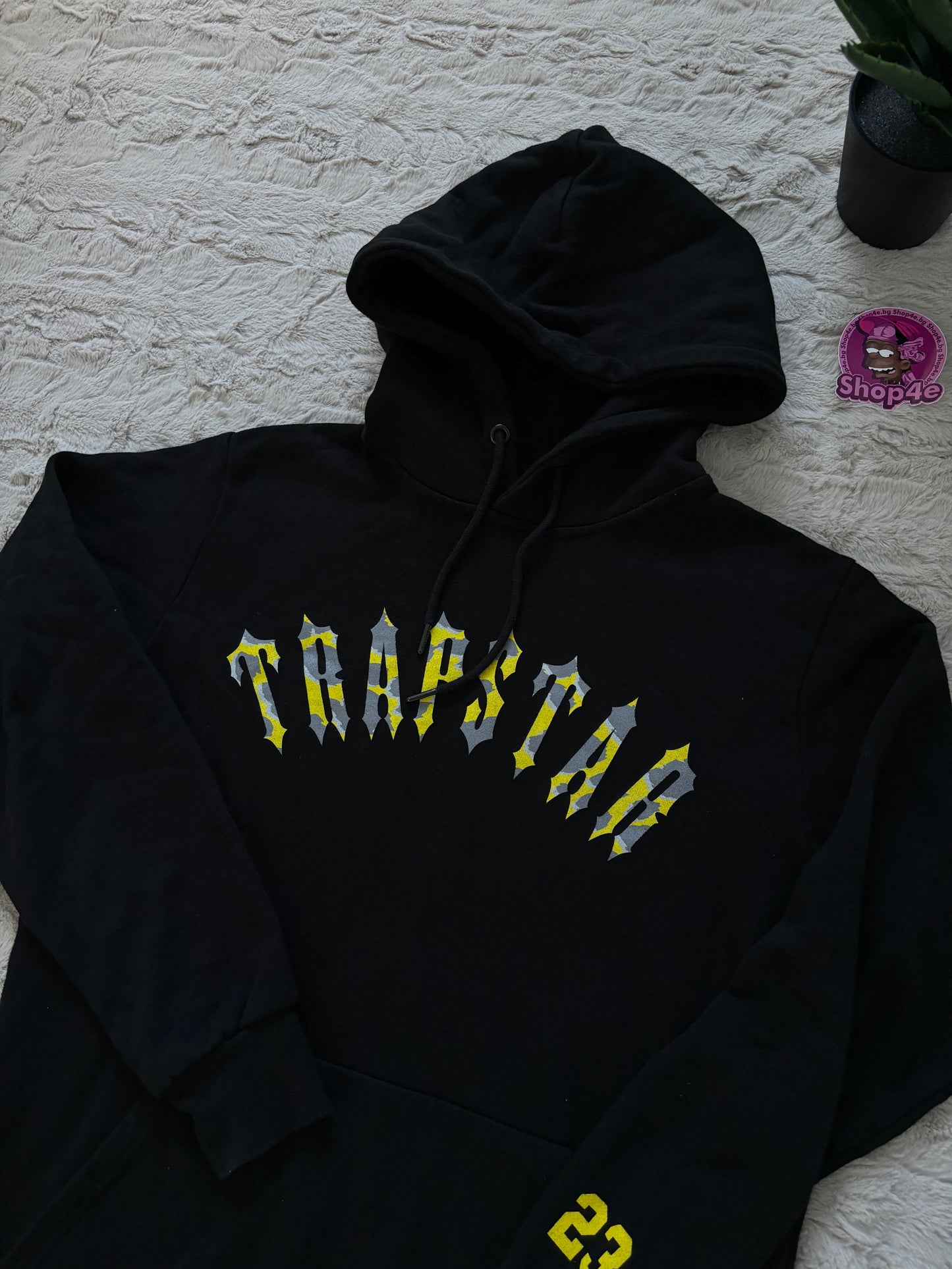 TRAPSTAR X CENTRAL CEE