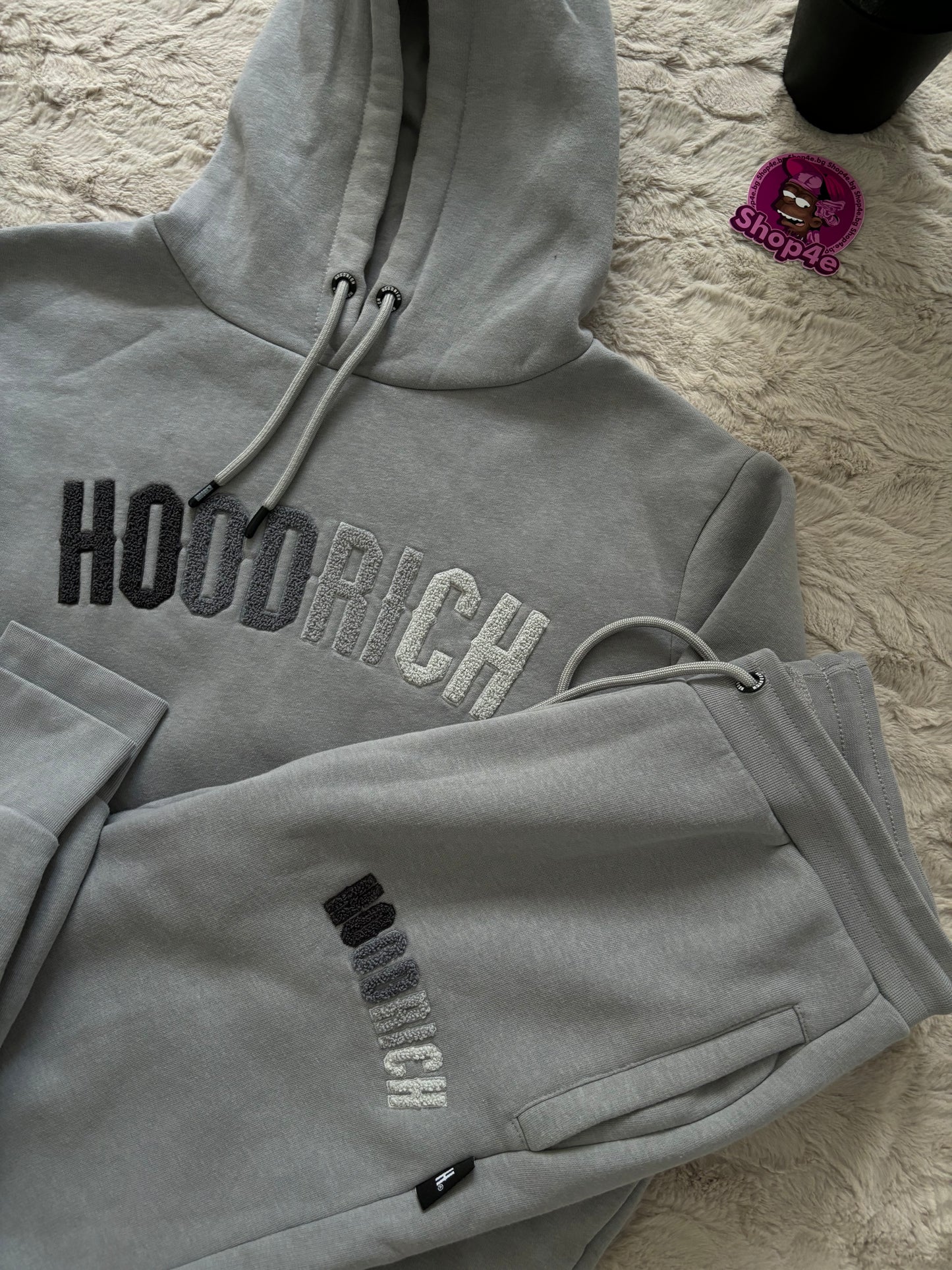 HOODRICH Set