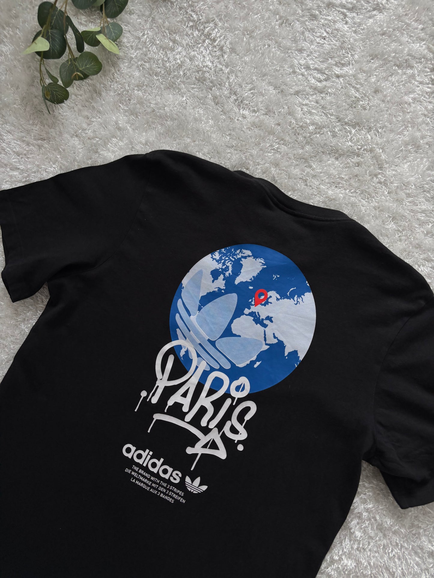 Adidas T-Shirt