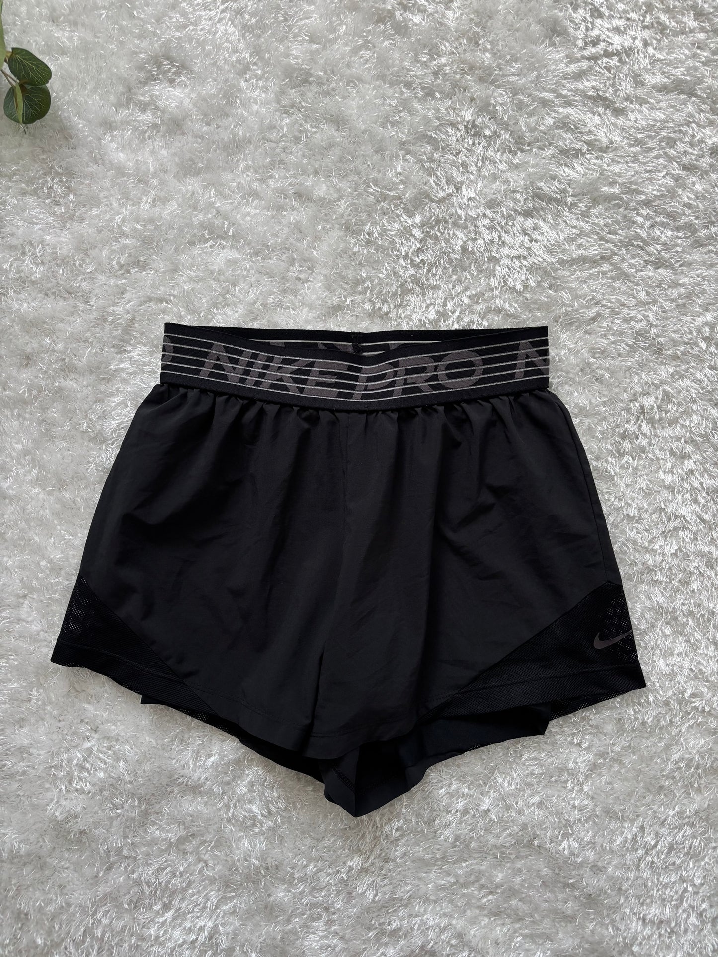 Nike Shorts (Дамско)