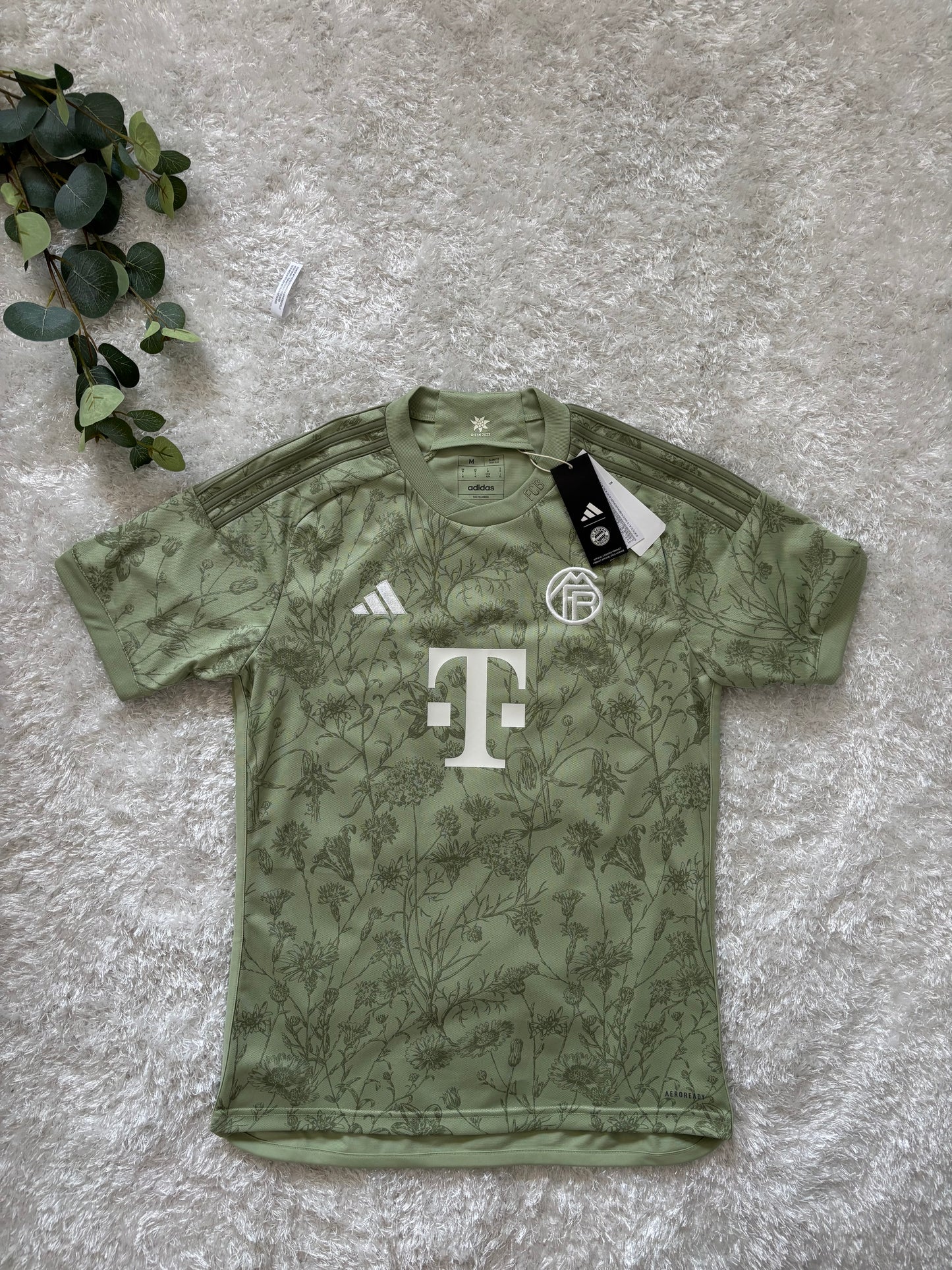FC Bayern x Adidas T-Shirt