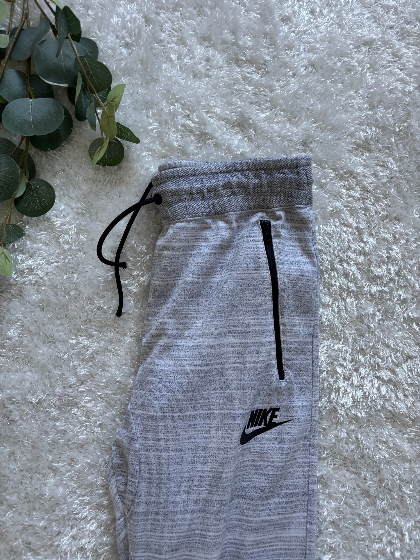 Nike TrackPants