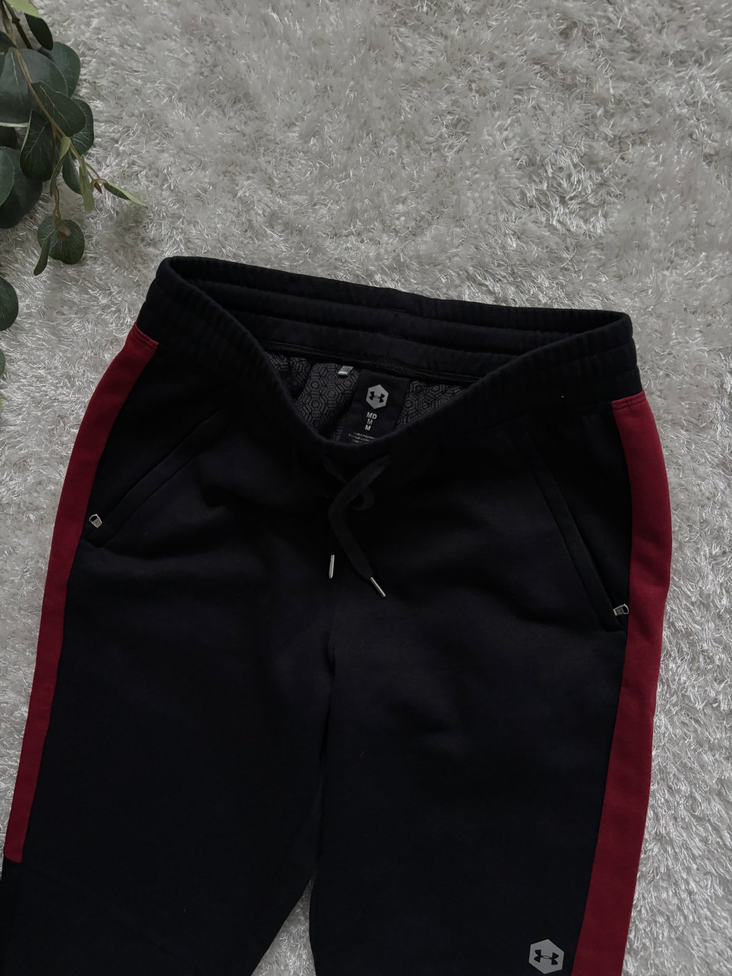 Under Armour TrackPants