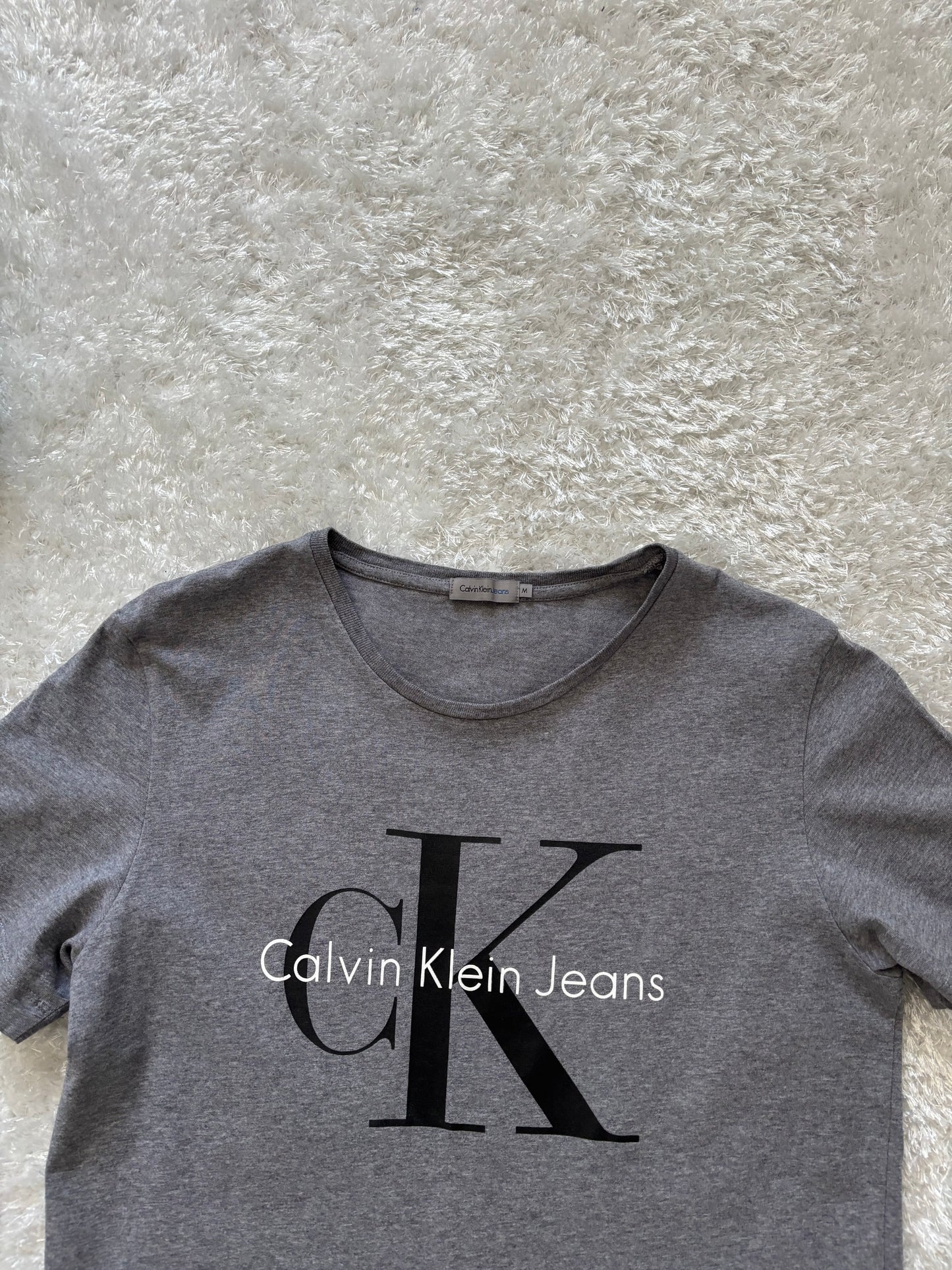 Calvin Klein T-Shirt
