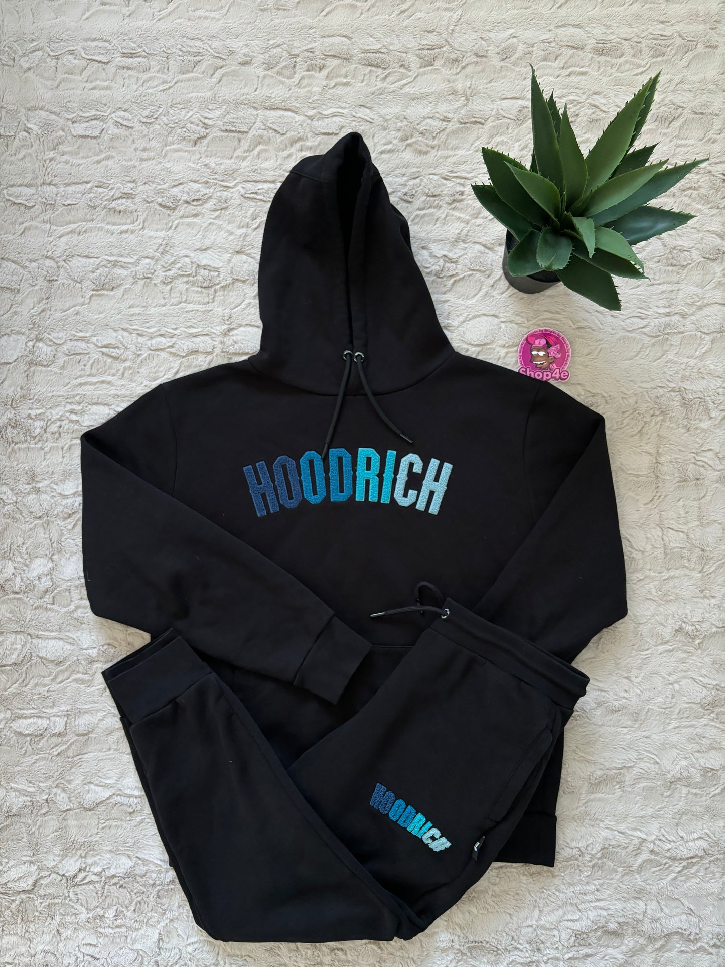 HOODRICH SET