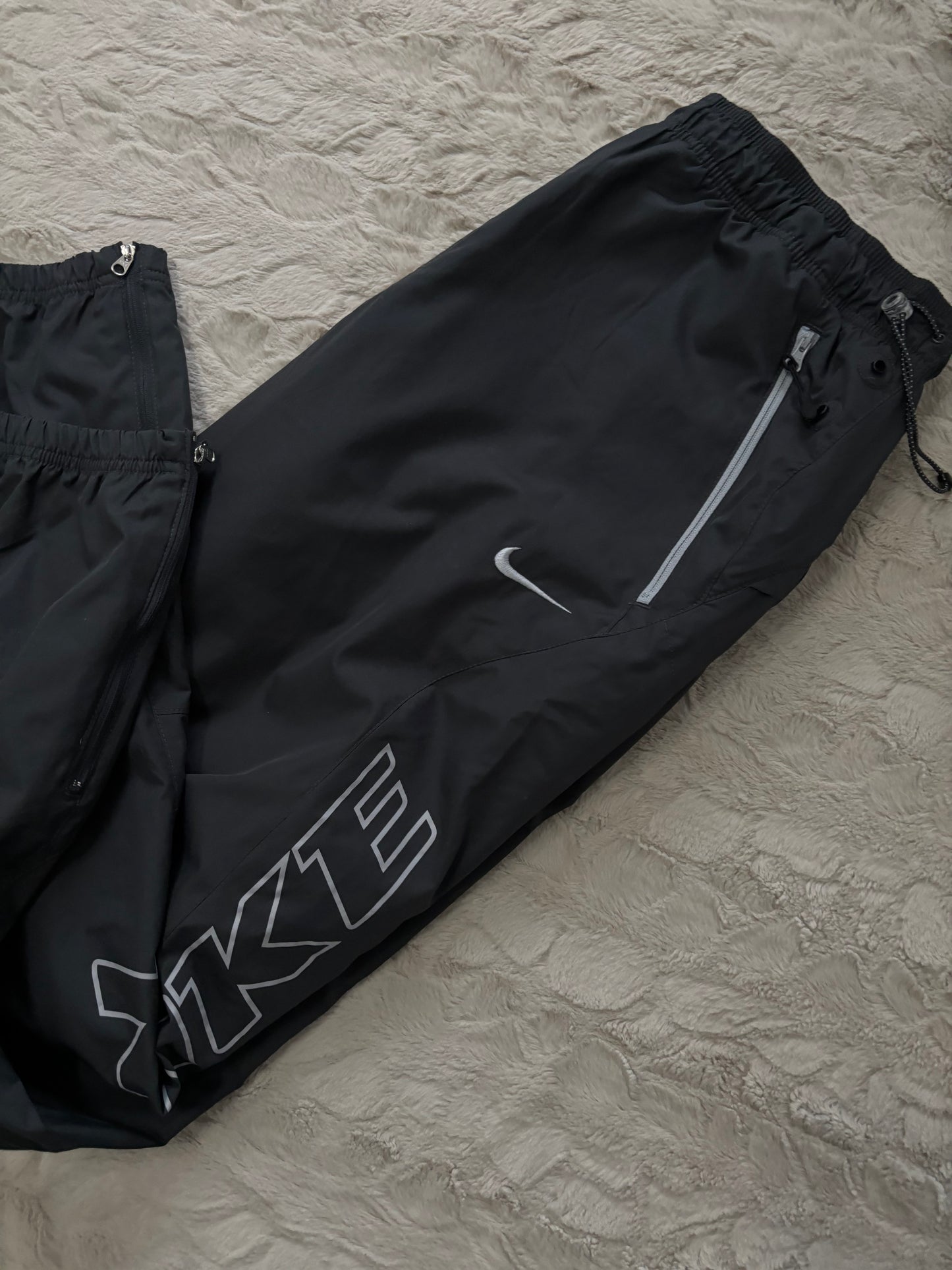 Nike TrackPants