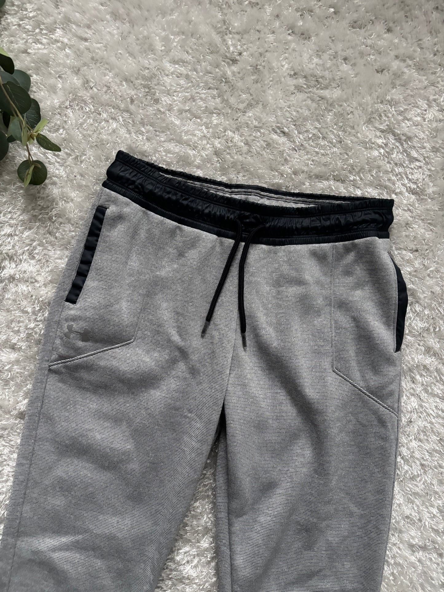 Under Armour TrackPants