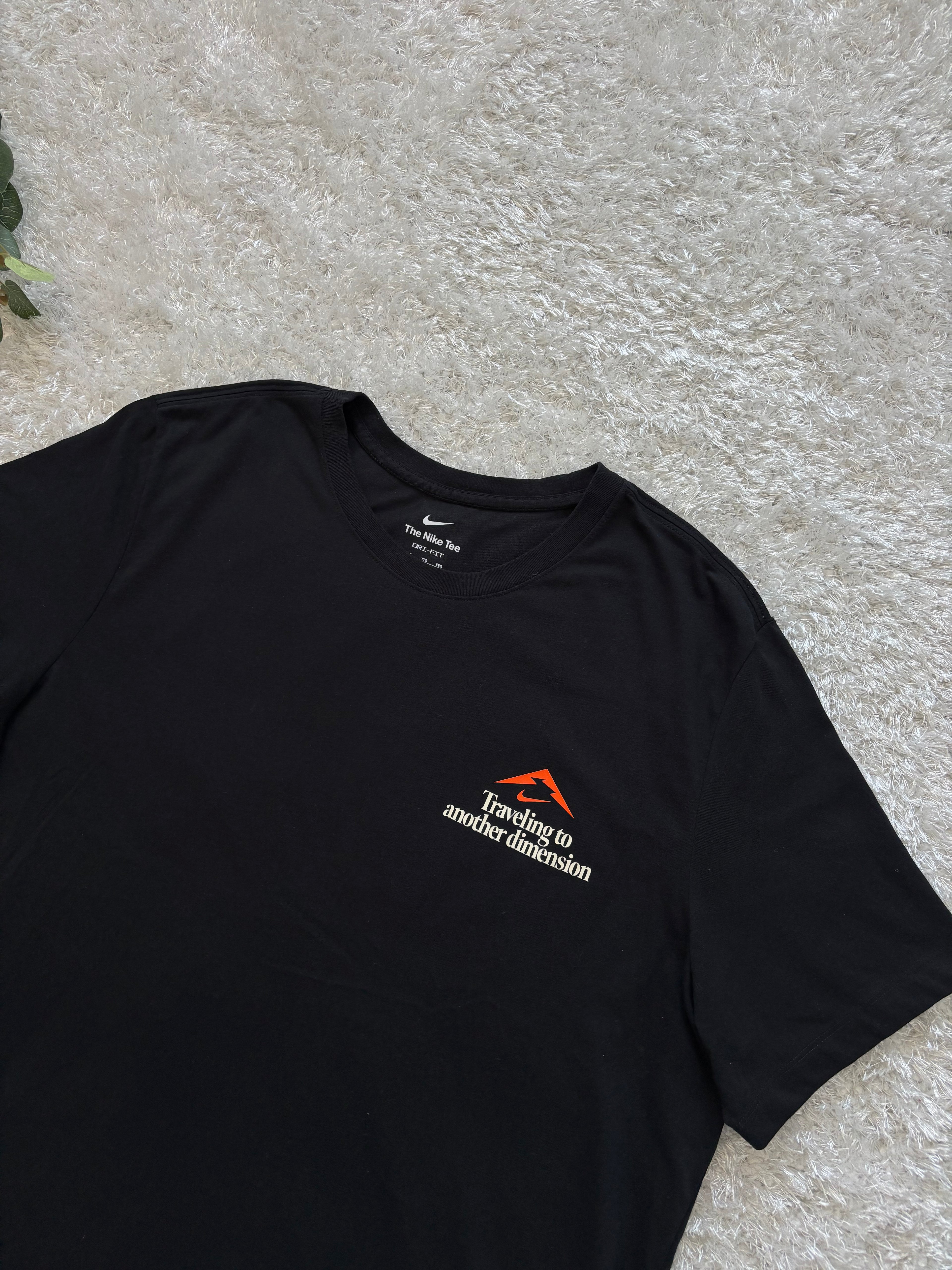 Nike T-Shirt