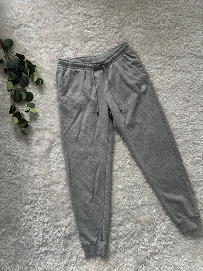 Nike TrackPants