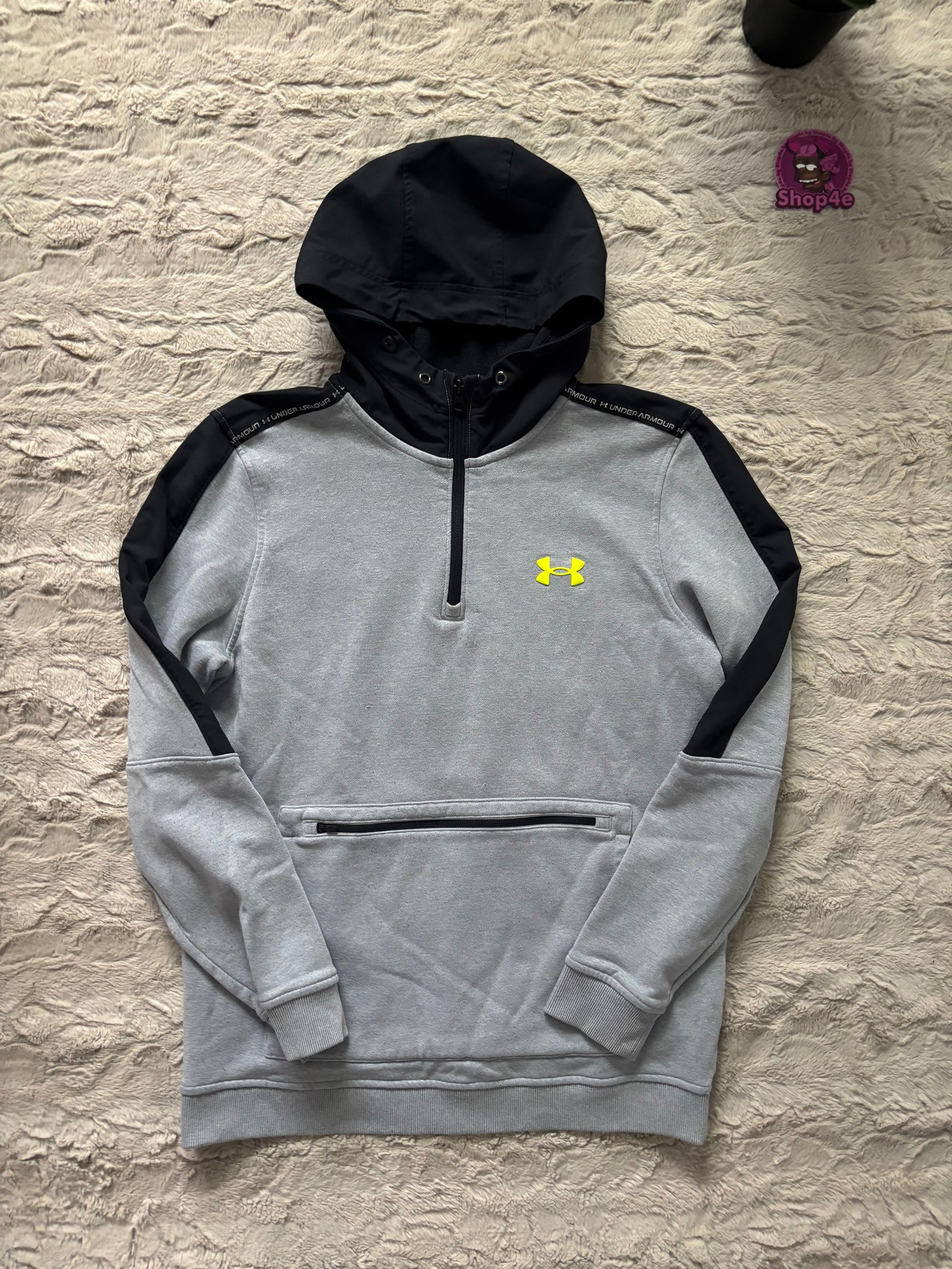 Under Armour Hoodie