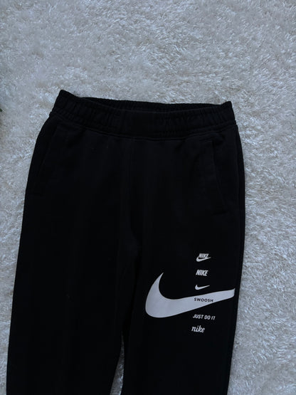 Nike TrackPants