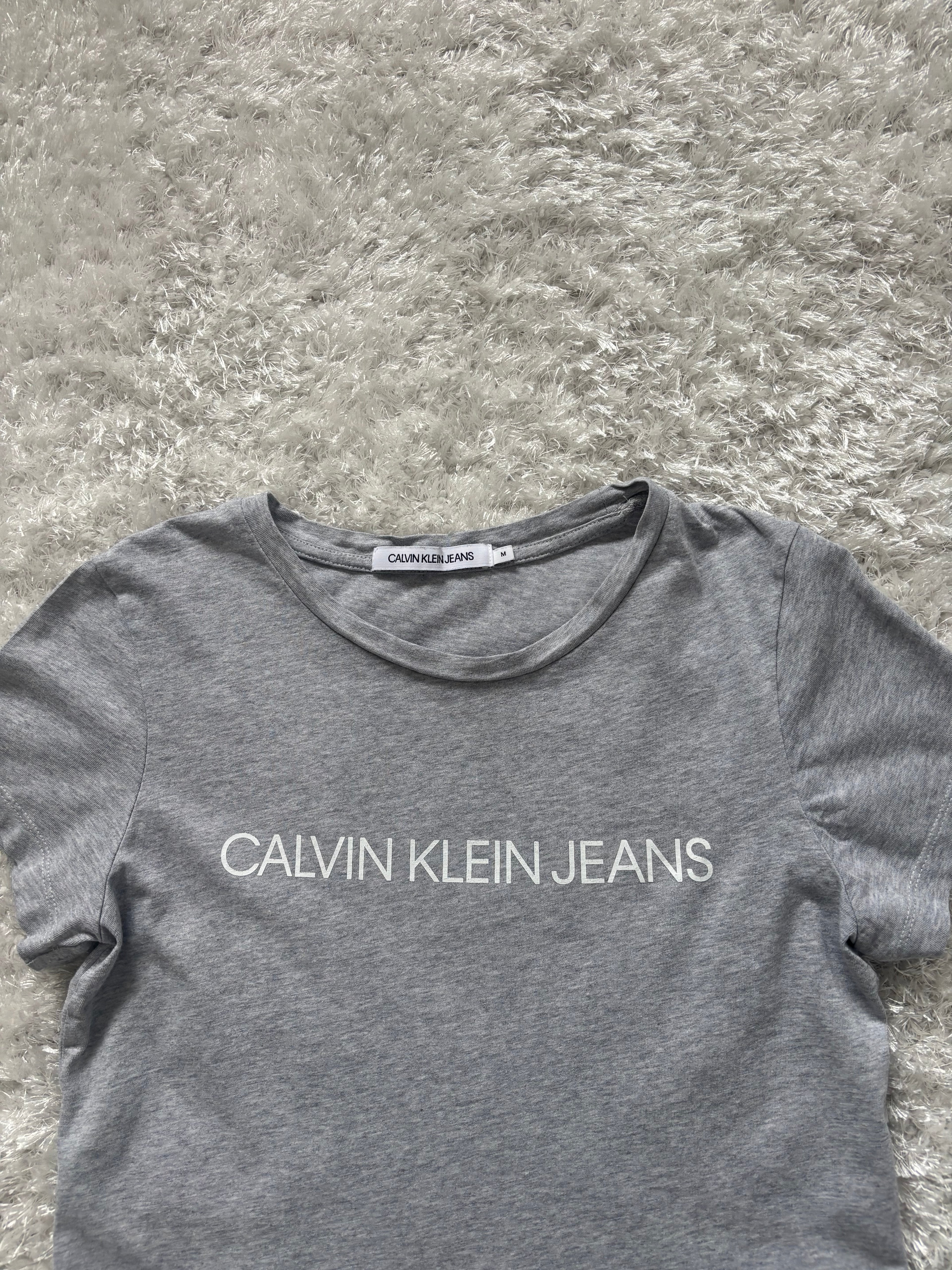 Calvin Klein T-Shirt (Дамско)