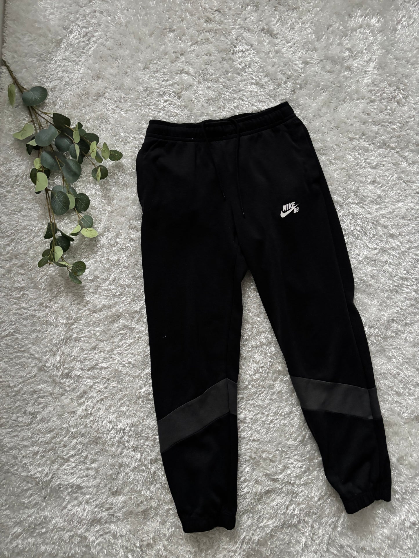 Nike SB TrackPants