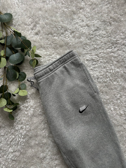 Nike TrackPants