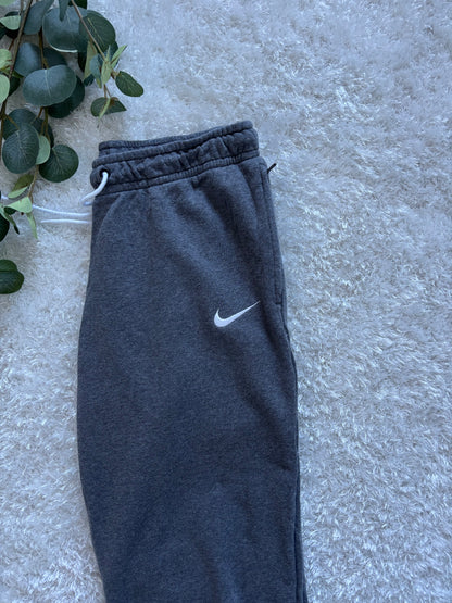 Nike TrackPants