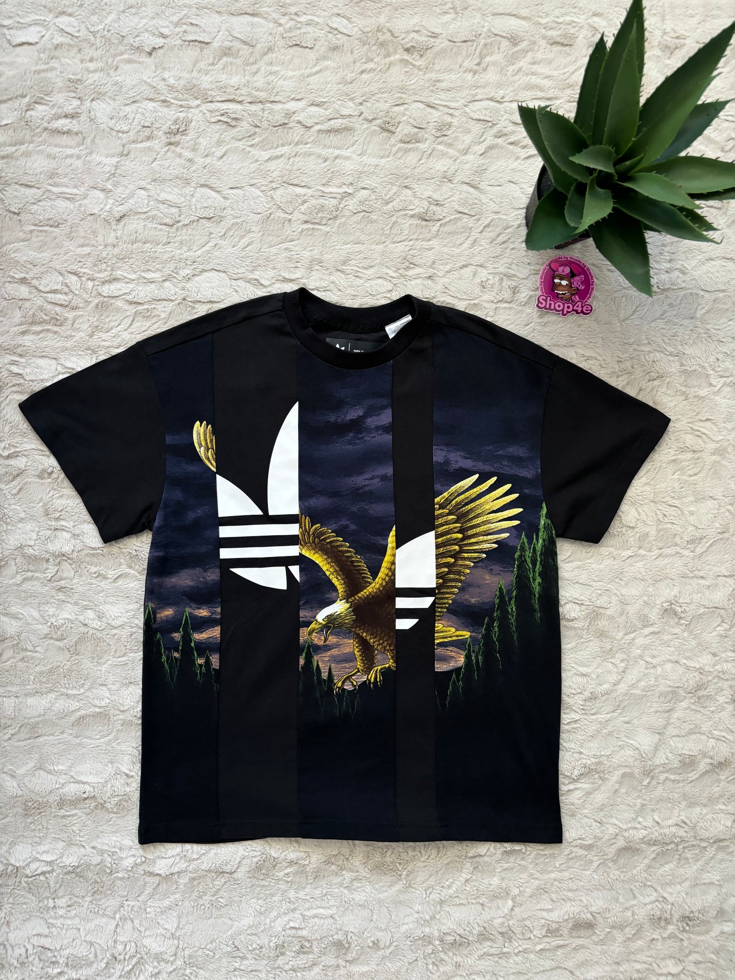 Adidas T-Shirt