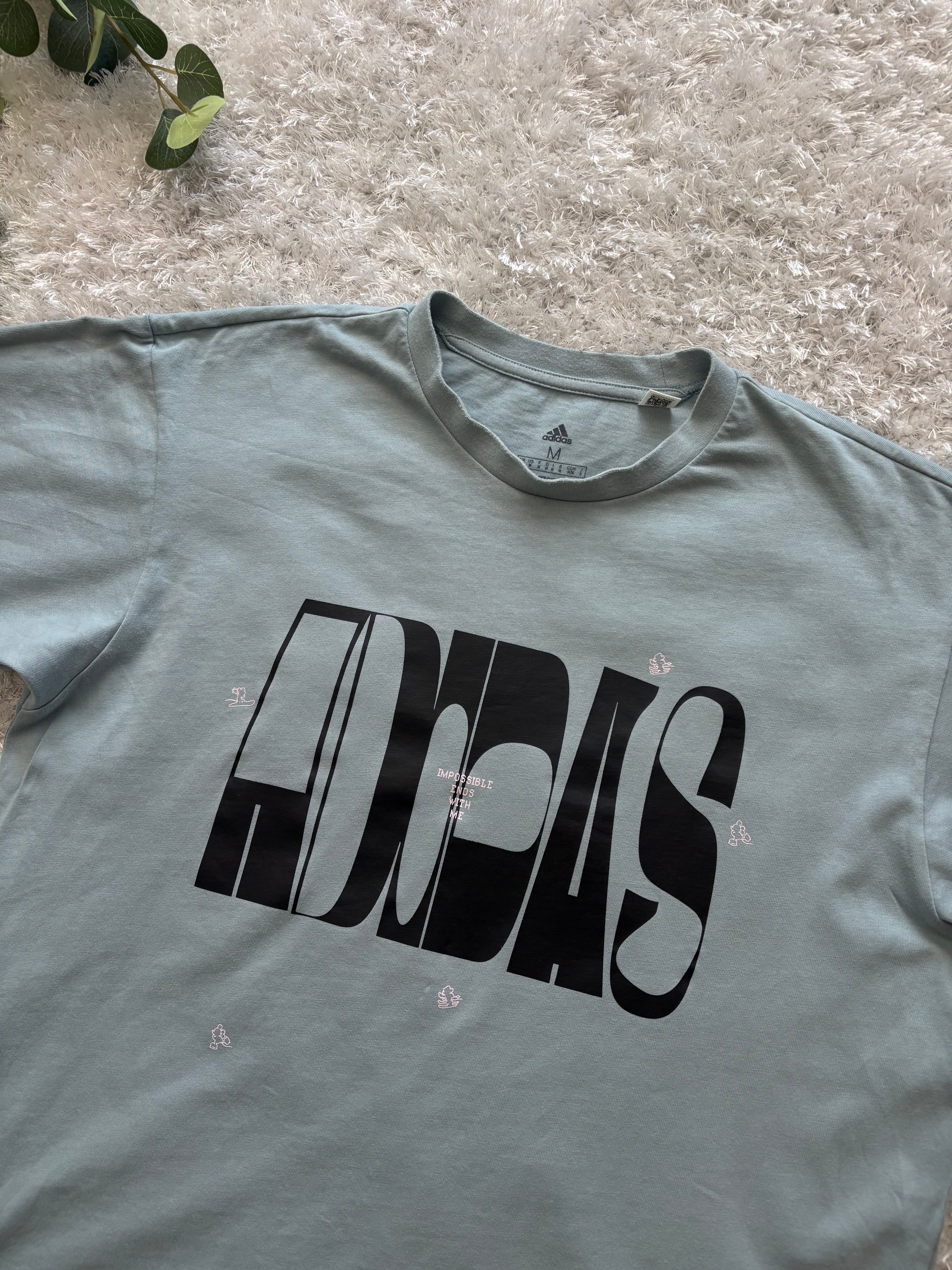 Adidas T-Shirt