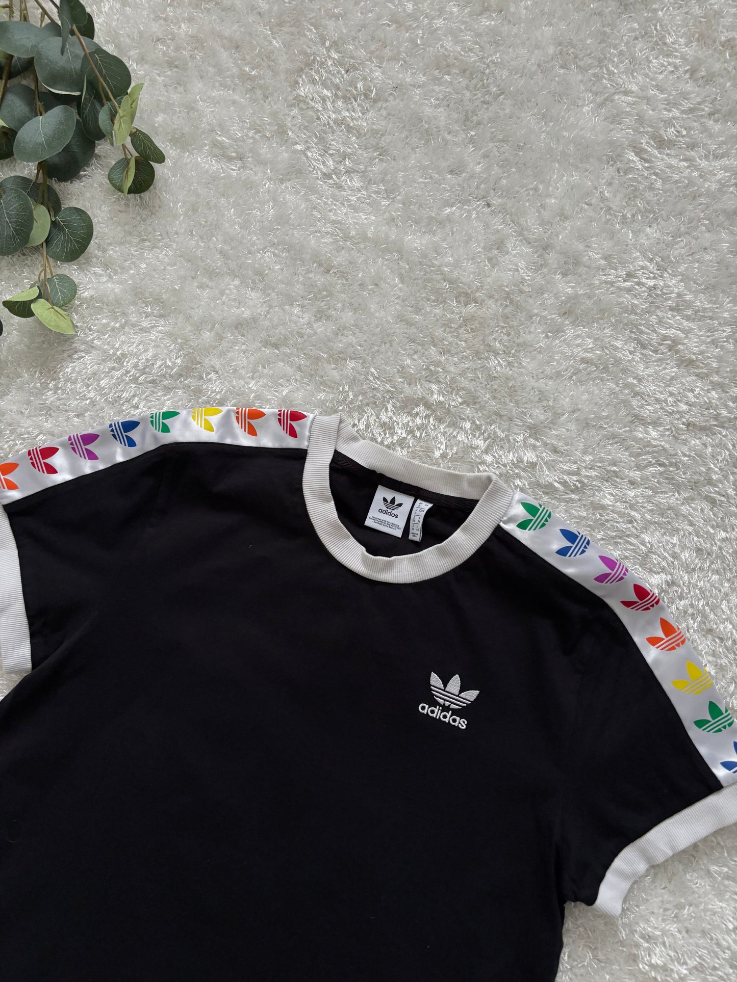 Adidas T-Shirt