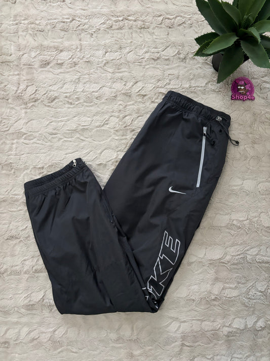 Nike TrackPants