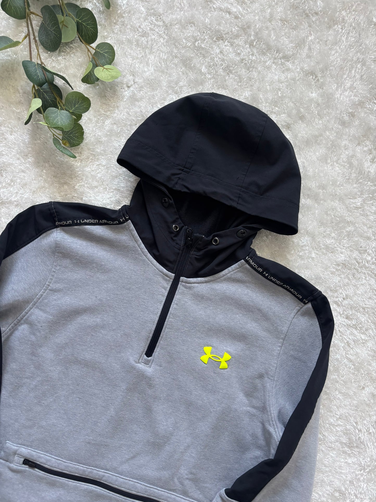 Under Armour Hoodie