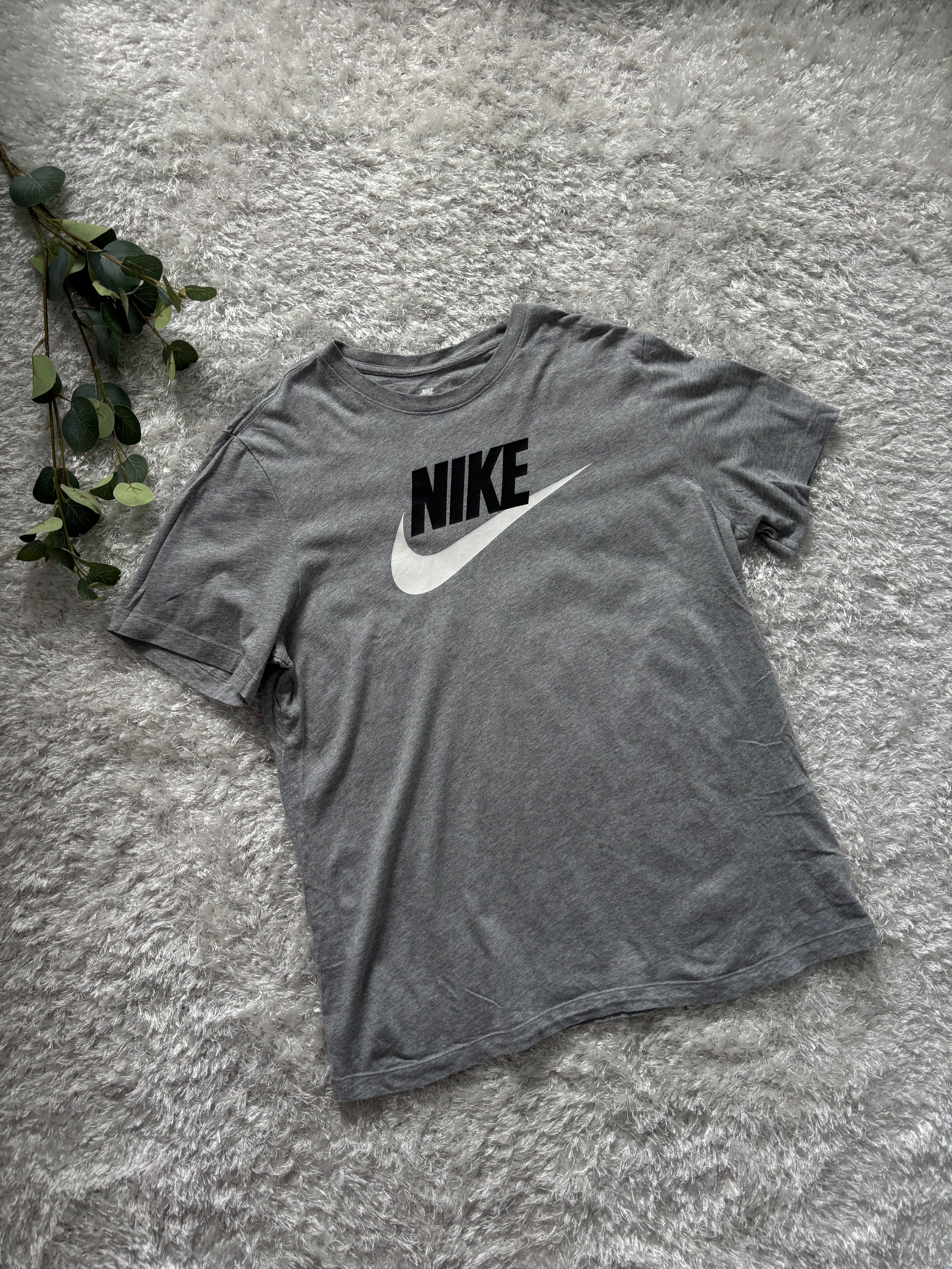 Nike T-Shirt
