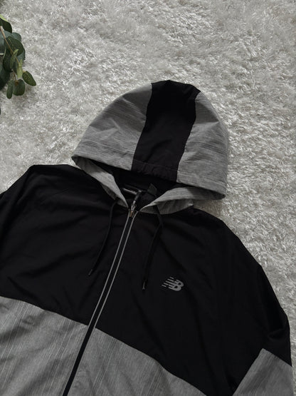 NewBalance Windbreaker