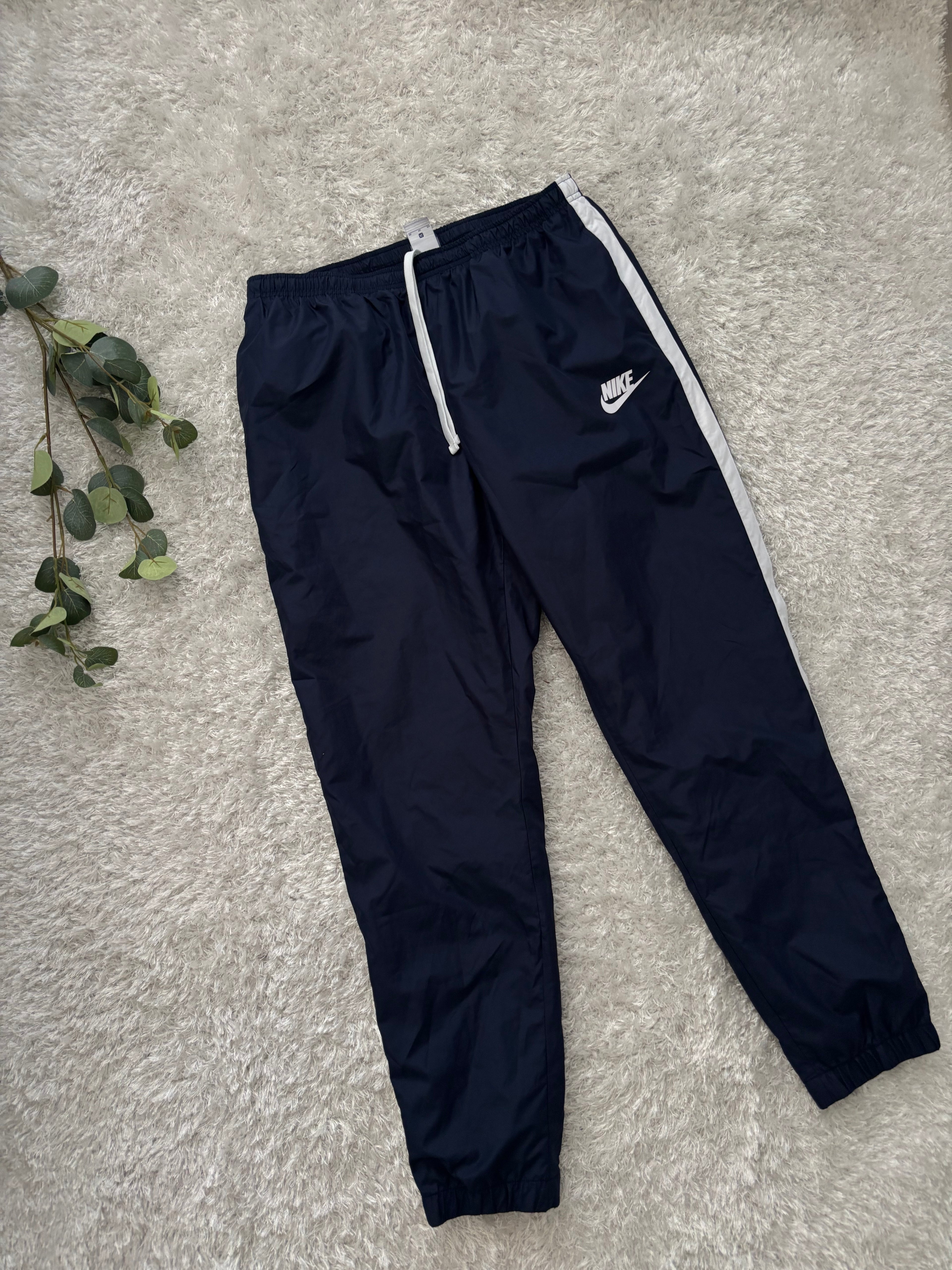 Nike TrackPants