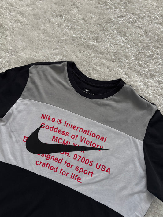 Nike Swoosh T-Shirt