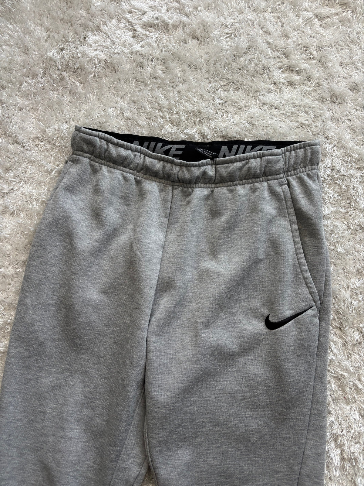 Nike TrackPants