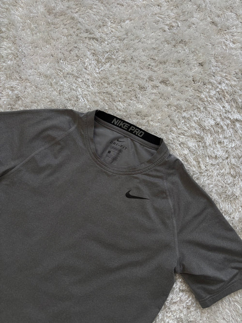 Nike Pro T-shirt