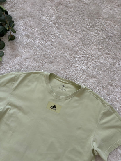 Adidas T-Shirt