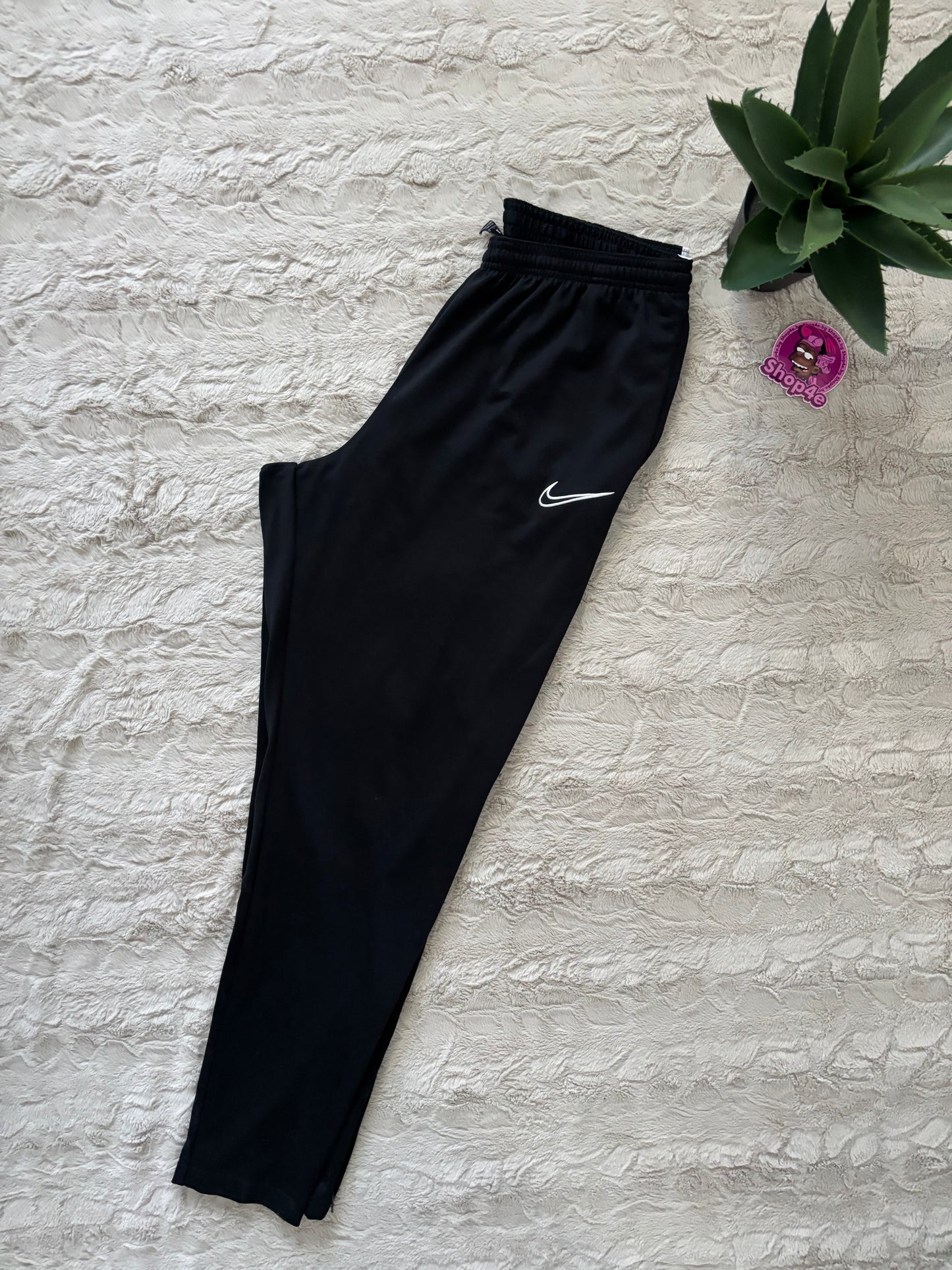 Nike TrackPants