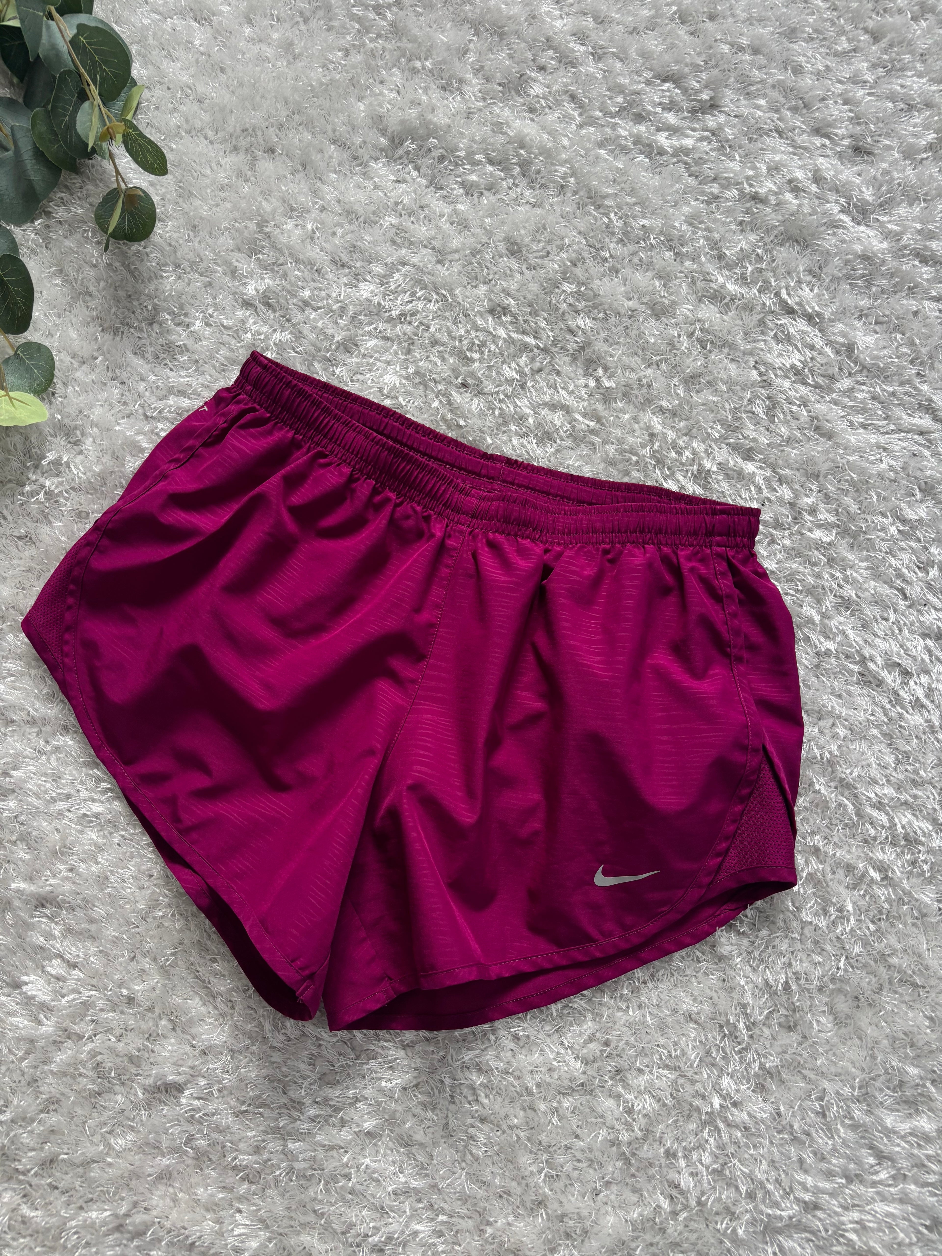 Nike Shorts (Дамско)