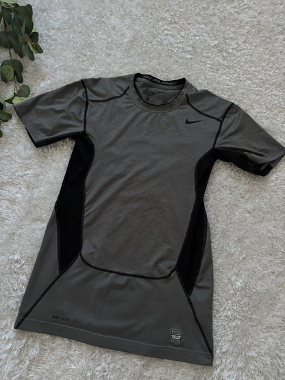 Nike Pro Combat Training