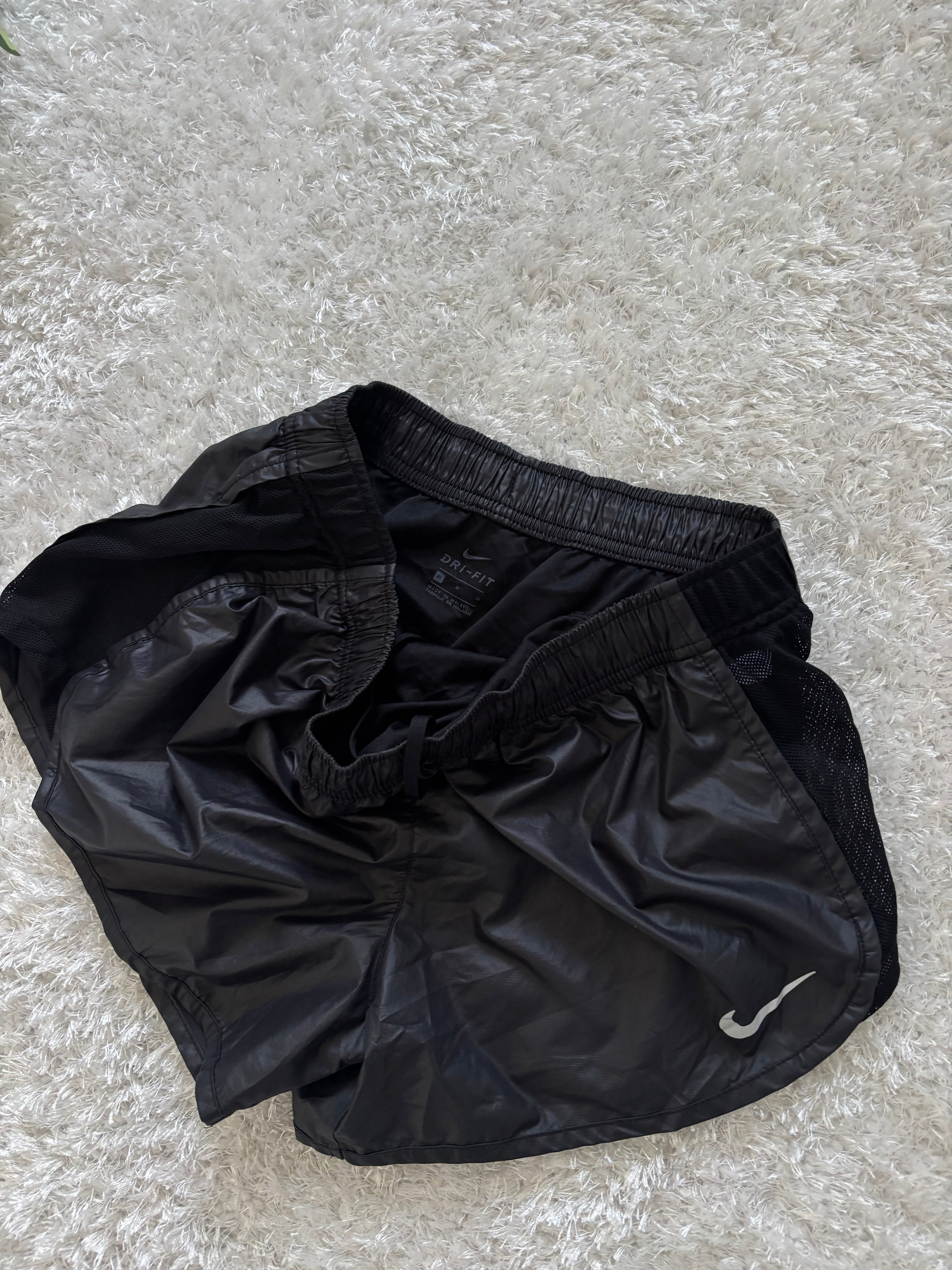 Nike Shorts (Дамско)