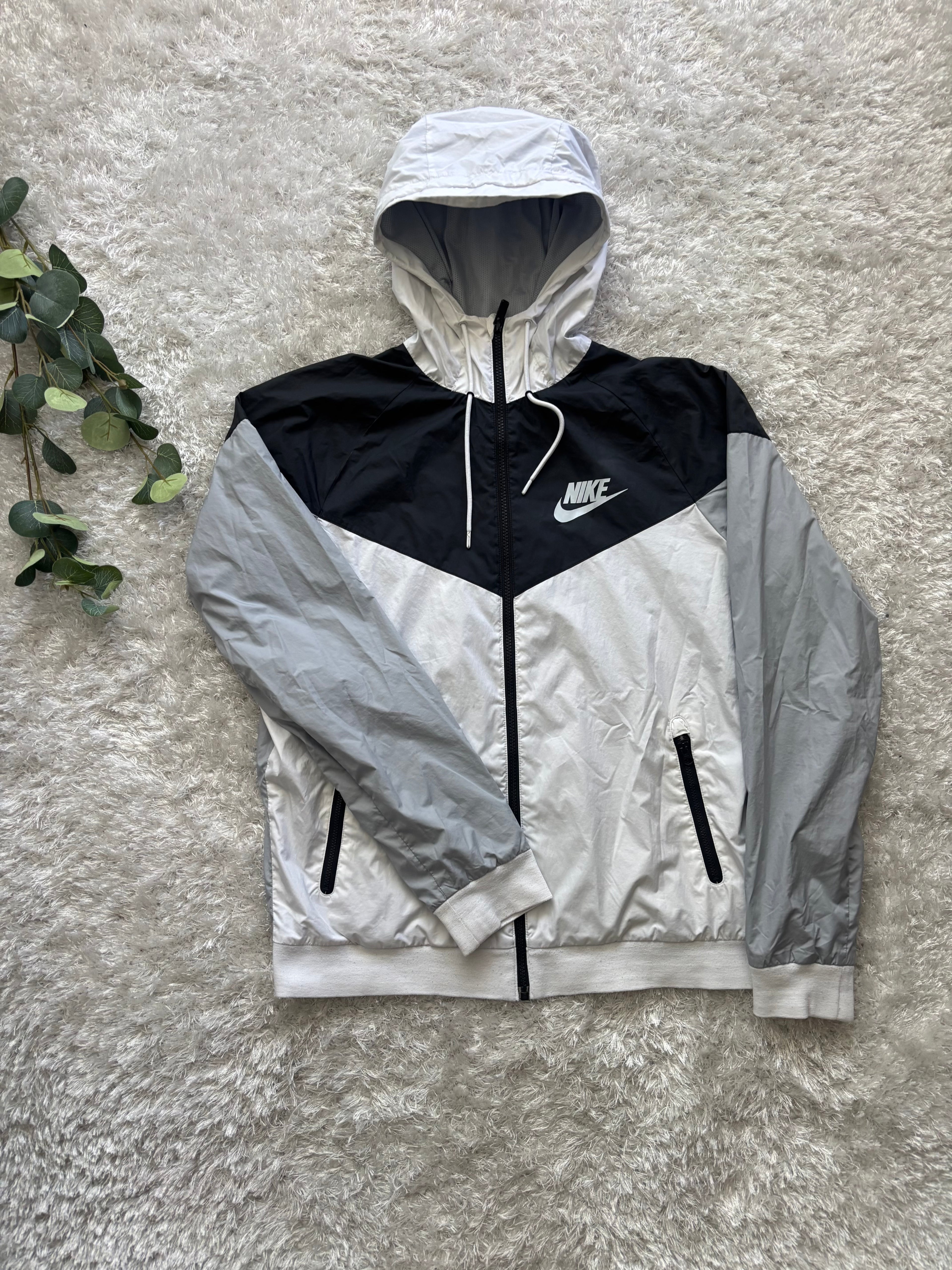 Nike Windbreaker