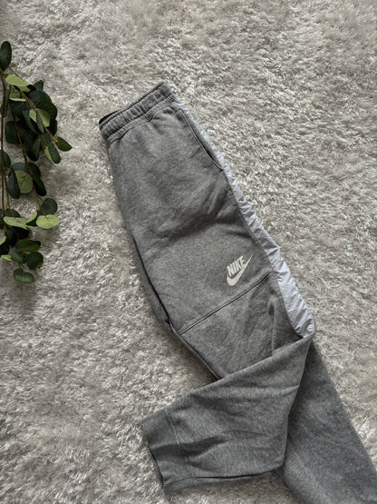 Nike TrackPants