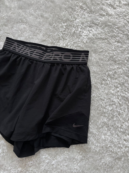 Nike Shorts (Дамско)