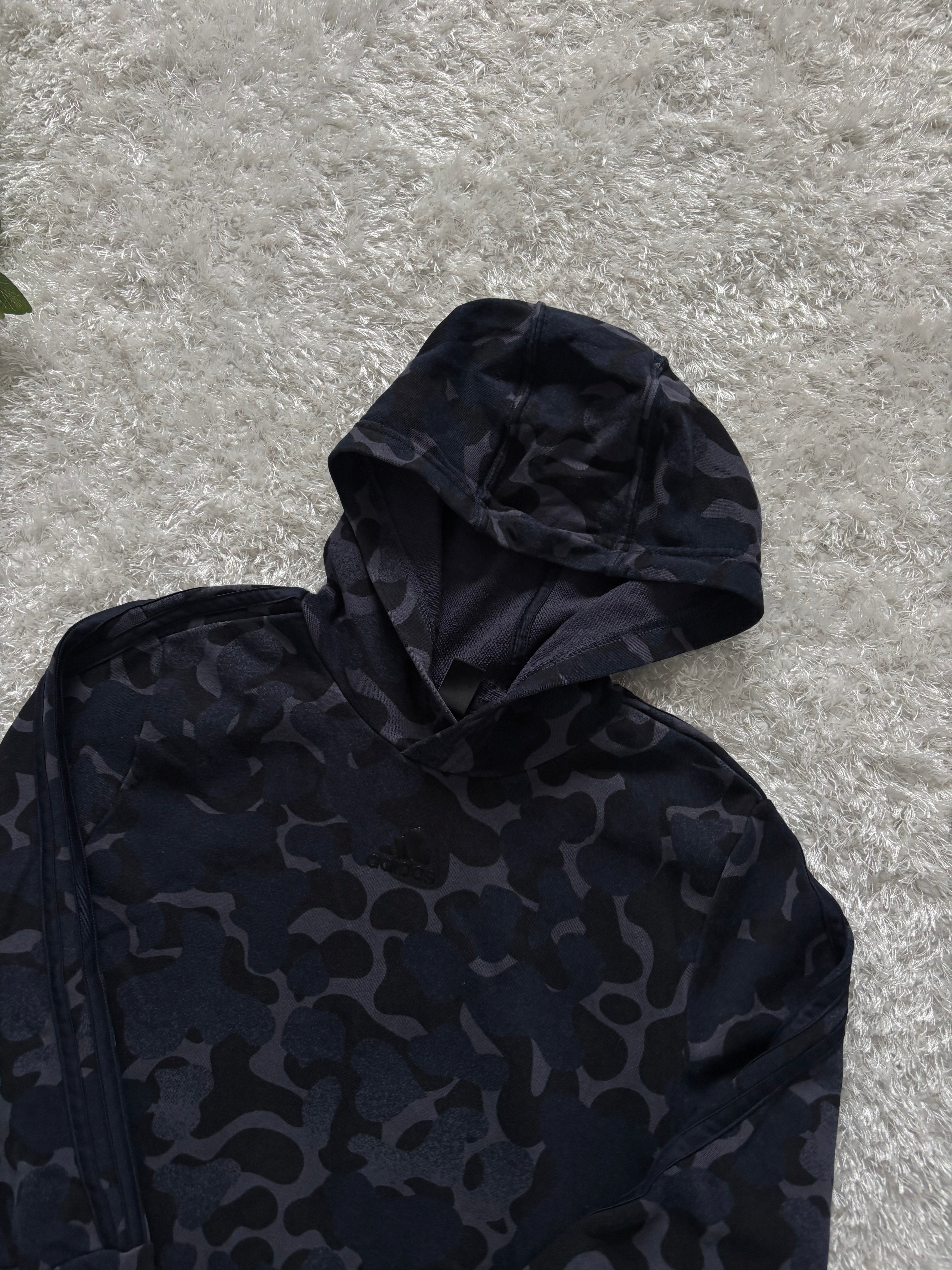 Adidas Hoodie (Дамско)